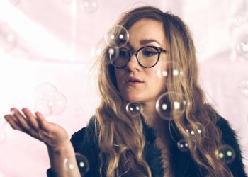 Carly Gwin and the Sin releases new music video