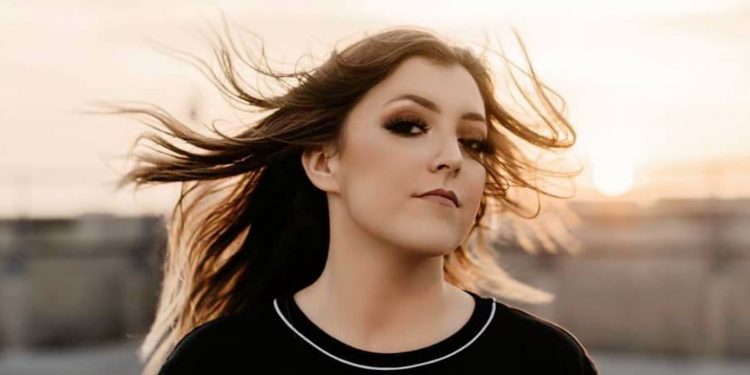 Holly Beth releases debut single – “Torn”